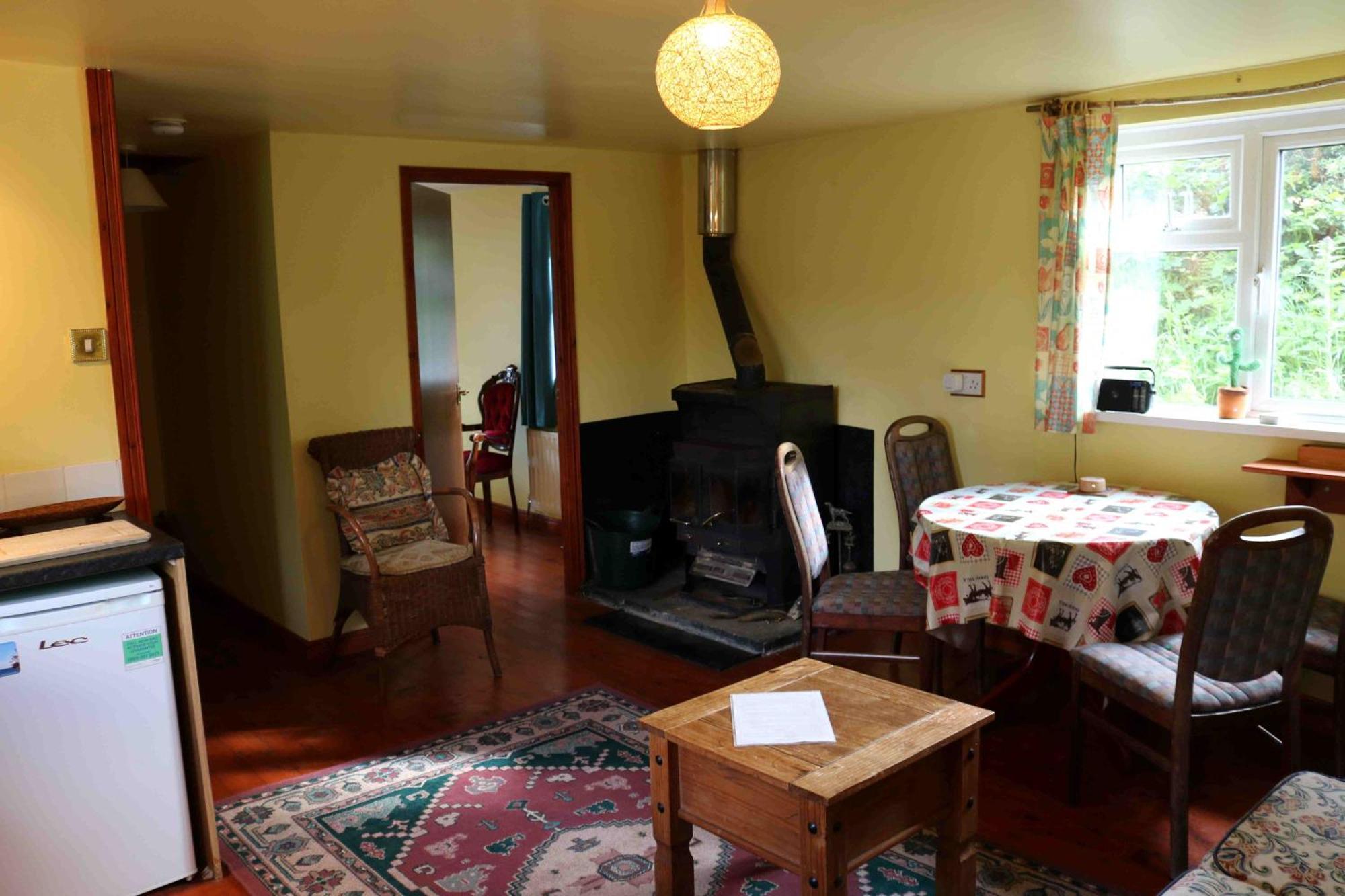 Cottage, Ireland, Includes Continental Breakfast 쿠센덜 외부 사진